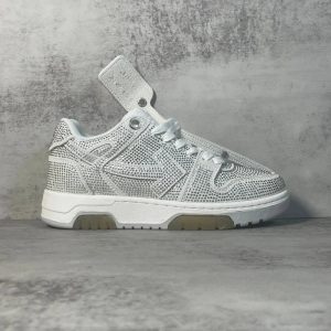 ShoesOff White Low Top Casual Sneakers