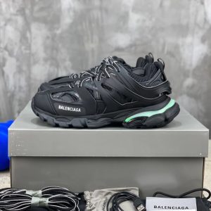 Balenciaga Men’s Black Chunky Sneaker Shoes