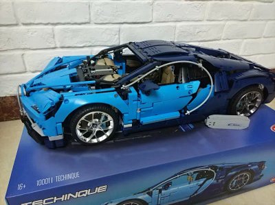 LEGO Technic Bugatti Chiron Blue Sports Car Set