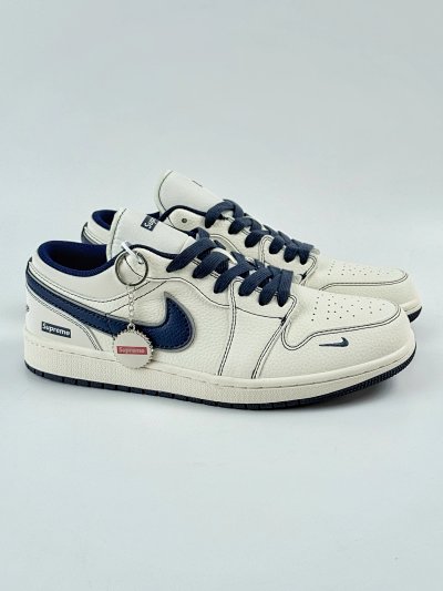 Nike SB Dunk Low Supreme White Navy Skate Shoes
