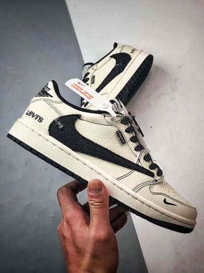 Nike SB Dunk Low Travis Scott Sail Black Sneakers
