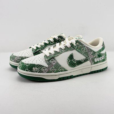 Nike Dunk Low Green Paisley White Casual Sneakers