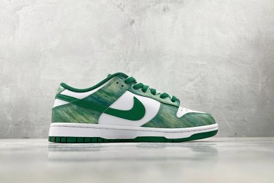 Nike Dunk Low Green White Casual Sneakers Shoes