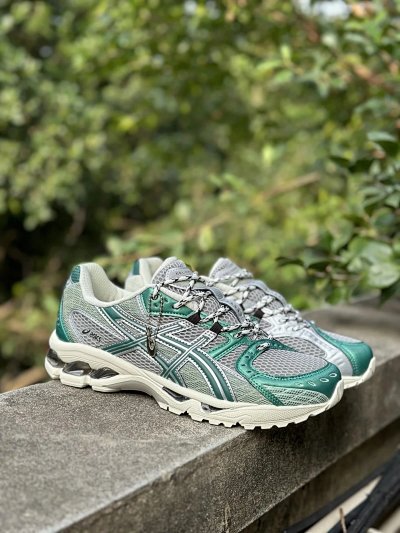 ASICS Gel-Kayano 14 Green Grey Running Shoes