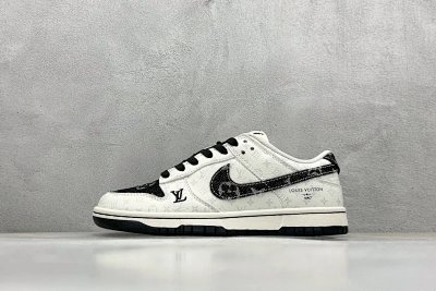 Nike Dunk Low White Black Casual Skate Shoes