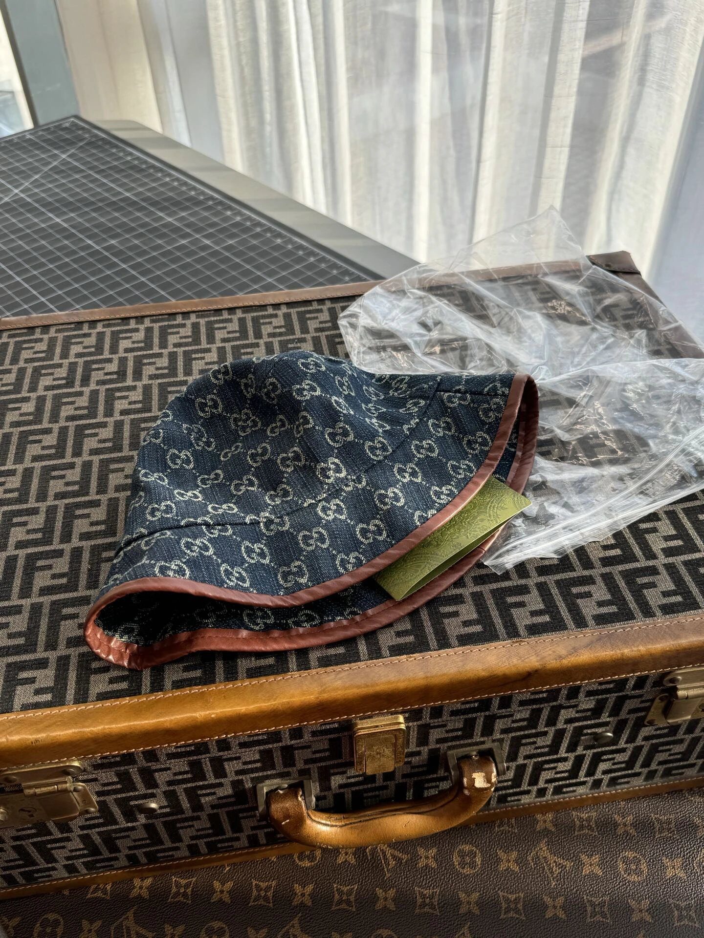 Gucci GG Canvas Wide Brim Bucket Hat | Buy at OopBuy - Authentic Gucci