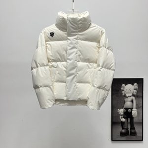 Descente White Stand Collar Down Jacket Puffer Coat