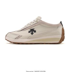 Descente Beige Low Top Running Shoes Gum Sole
