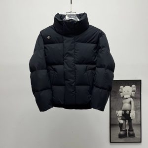 Descente Black Hooded Down Puffer Jacket Winter Coat