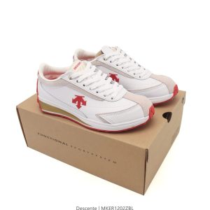 Descente White Pink Low Top Sports Shoes