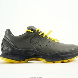 Asics Black Yellow Low Top Running Shoes