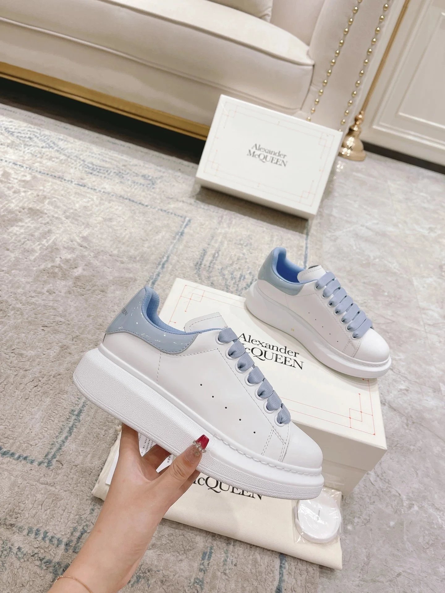 Alexander McQueen White Blue Leather Platform Sneakers - Buy at OopBuy