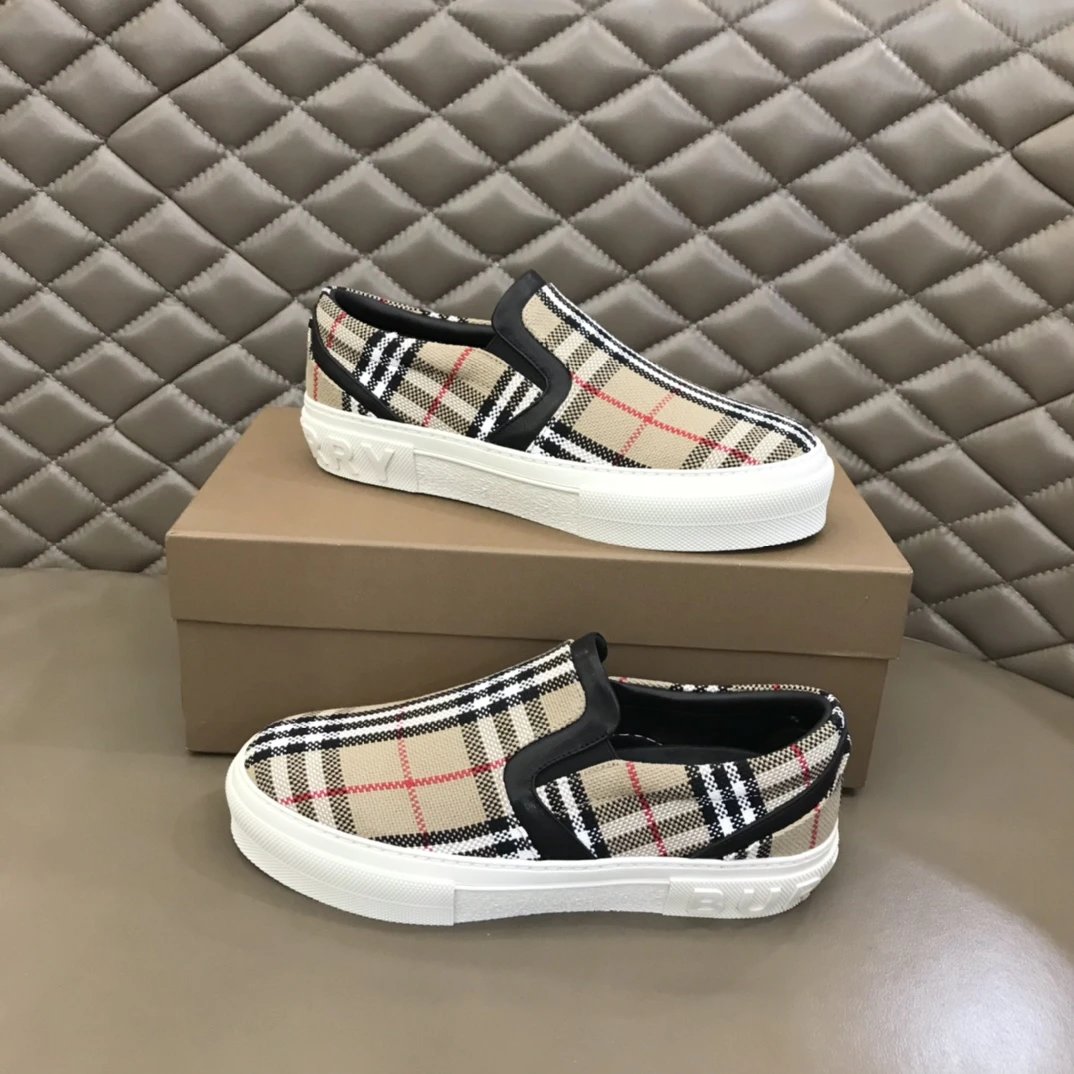 Burberry Burberry Check Slip-On Sneakers Black Trim Casual Shoes - Buy at OopBuy