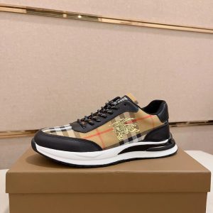 Burberry Men's Vintage Check Black Leather Low Top Sneakers